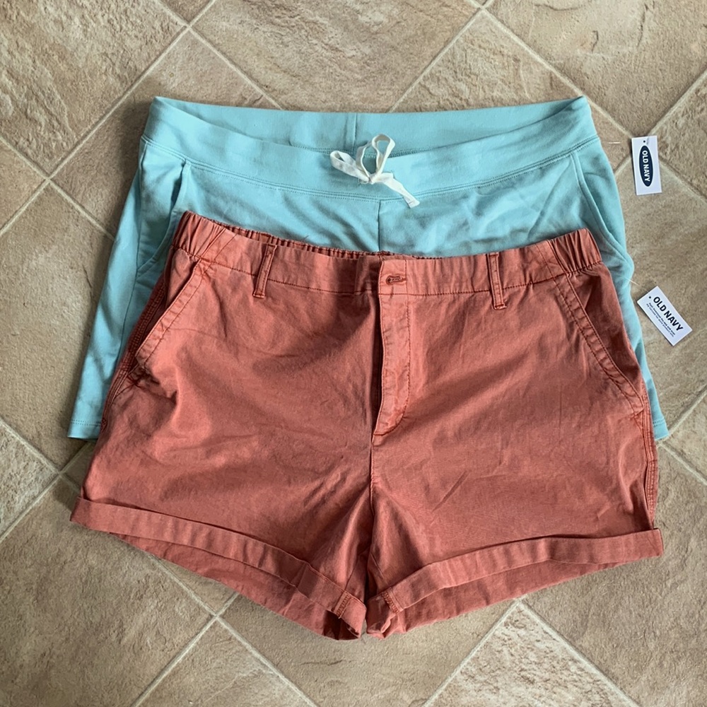 NWT Old Navy shorts - Women’s XL